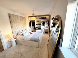 Photo 6- click for photo gallery